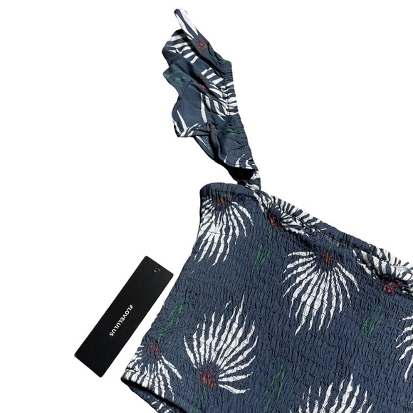 Lulu’s Blue Tropical Print Smocked Crop Top M - Picture 7 of 8